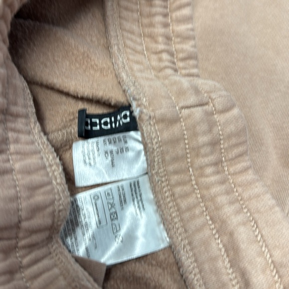 Divided empowered sweatpants xs // 092903 - Picture 2 of 3